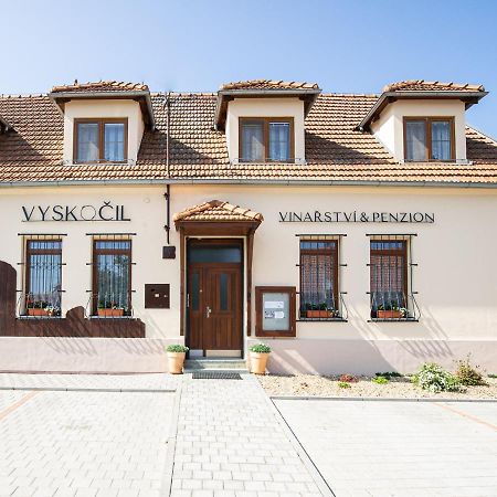 Penzion Rybarska Basta Strachotin Bagian luar foto